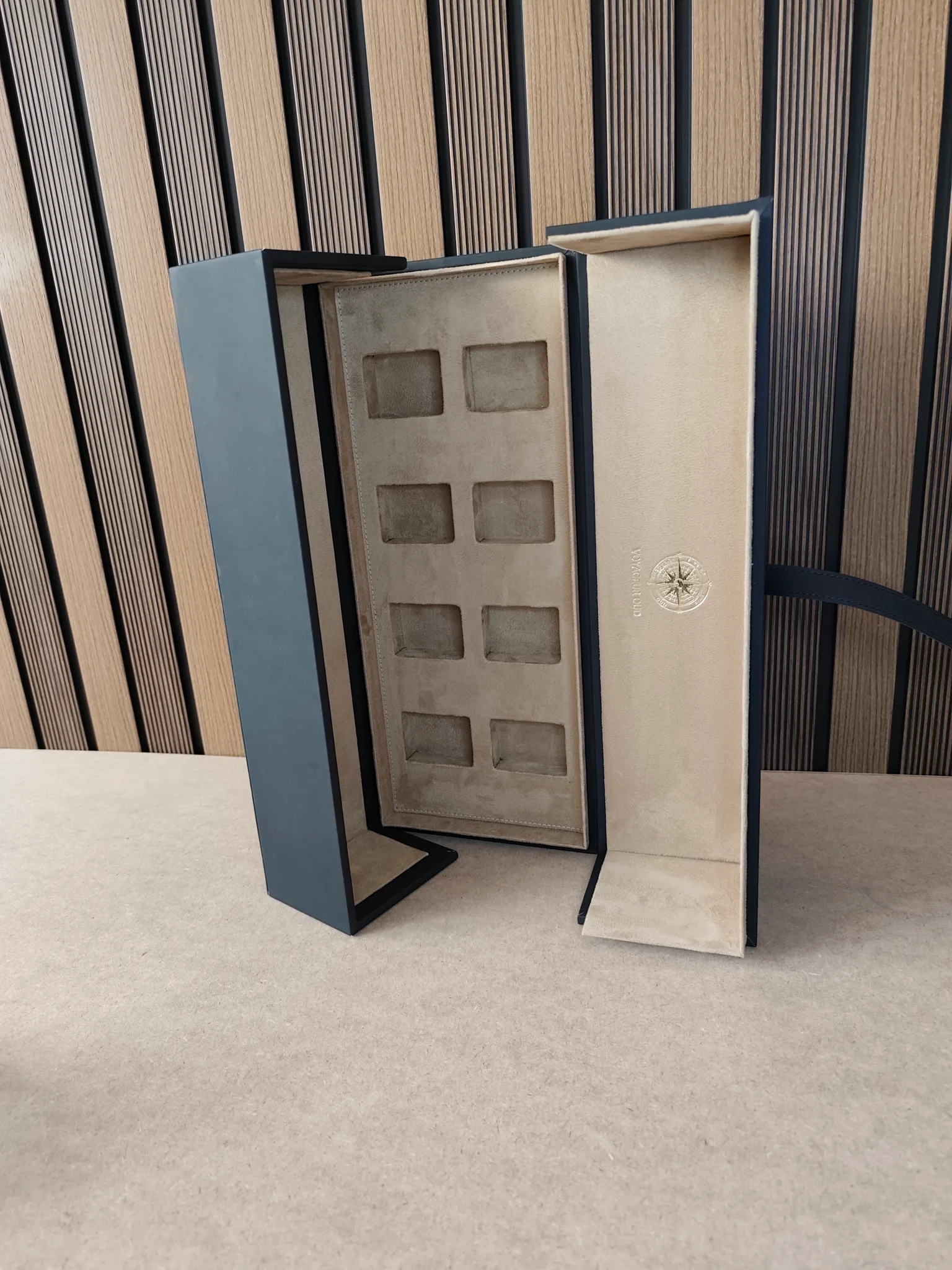The Gala Celebration Keepsake Chest (صندوق احتفالات الغالا الفاخر) view 7