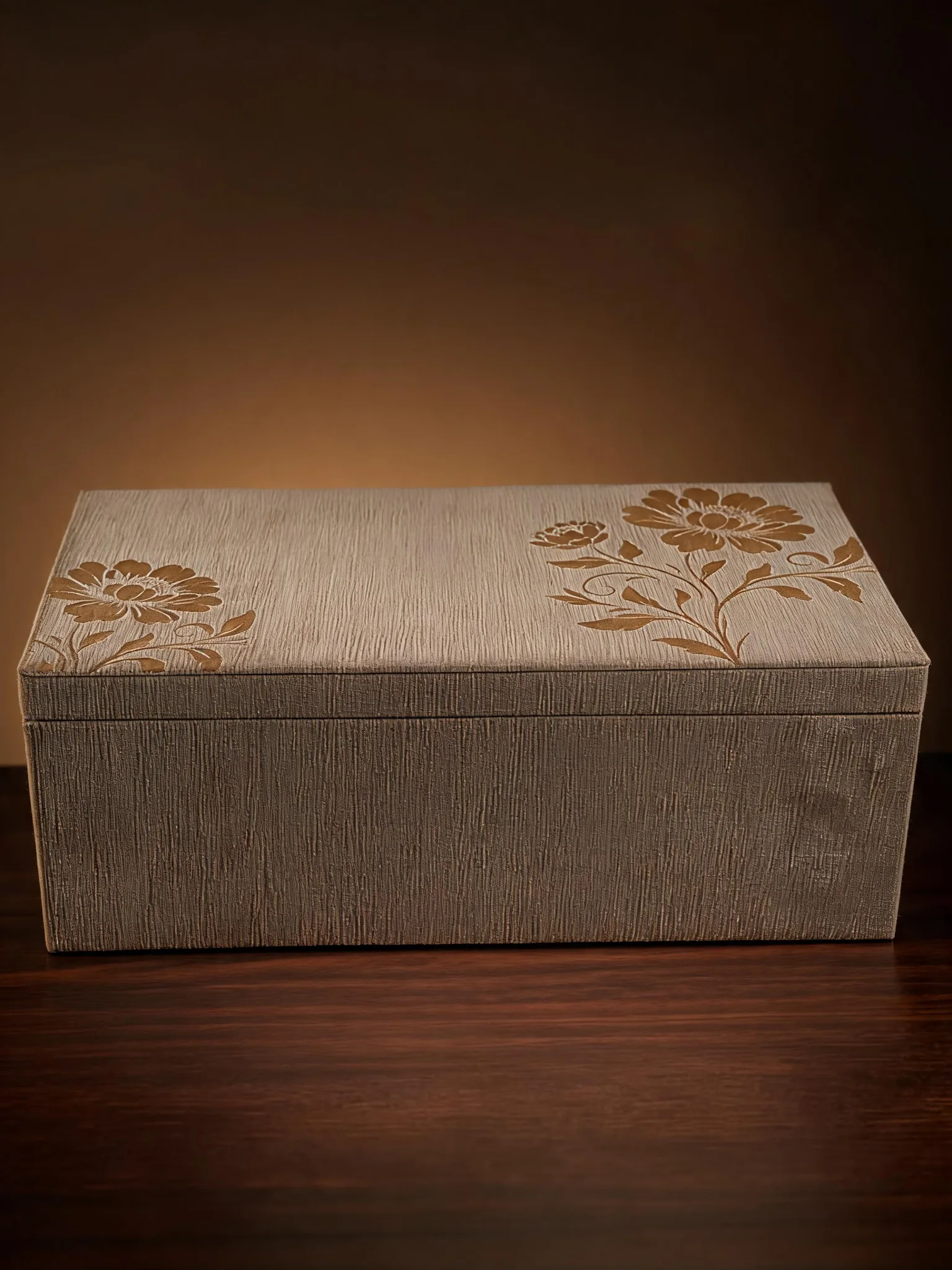 Artisanal Omani Sweets Suite 6 (صندوق الحلا العماني الفاخر 6)