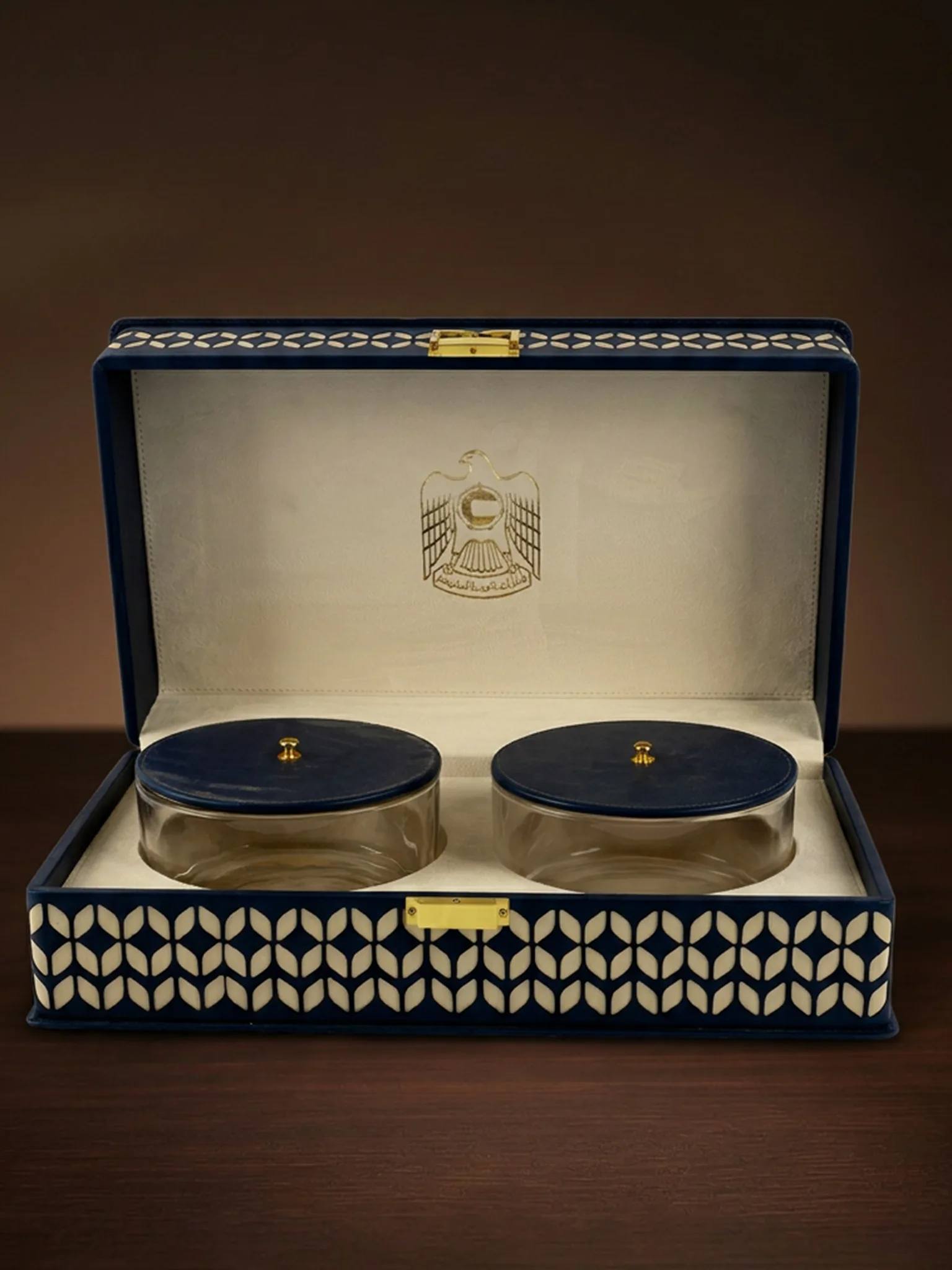 Artisanal Omani Sweets Suite 7 (صندوق الحلا العماني الفاخر 7)