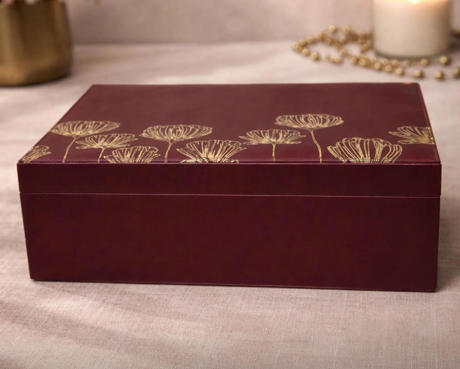The Crescent Ramadan & Eid Hamper 6 (توزيعات وبوكسات رمضان والعيد 6)